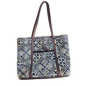 Vera Bradley Tote Bag Medium size Zippered and small side zip
